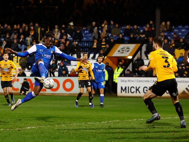 Joe Dodoo di Doncaster Rovers segna il suo primo gol il 18 gennaio 2022
